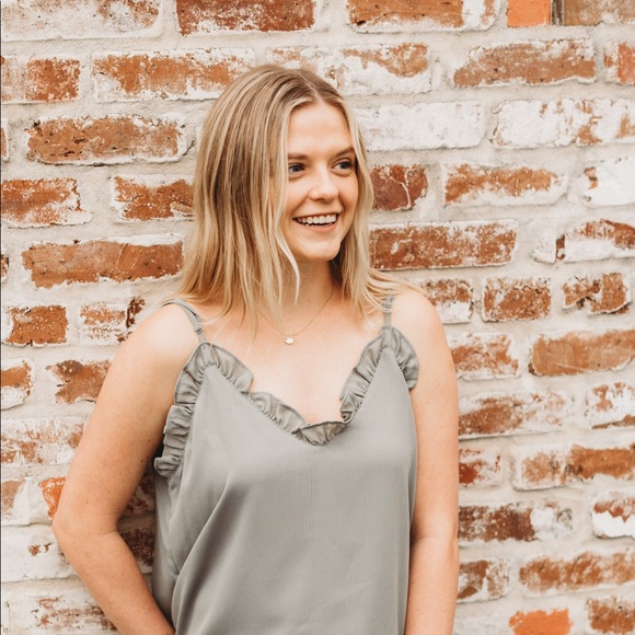 Meet Your Posher ❤️ - Picture 3 of 5